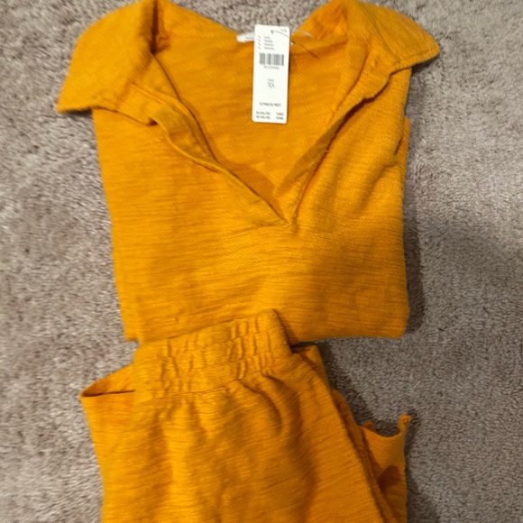 ANTHROPOLOGIE T.la LOUNGE SET - Picture 4 of 9